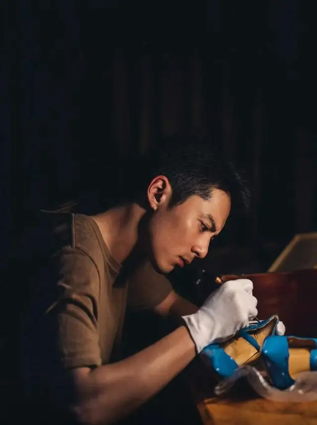 《黑夜告白》第22集揭露冉方旭被害真相，钱大钧藏断手水泥墩被挖掘机撞开：情报图